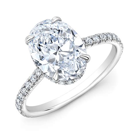 reasons  choose  oval diamond engagement ring   diamond