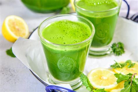 super green detox drink recipe  weightloss whiskaffair