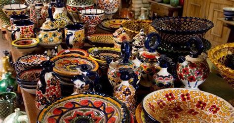 souvenirs   give   travel goals easemytrip