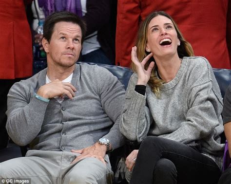 Rhea Durham And Mark Wahlberg Enjoy Low Key Basketball Date Daily