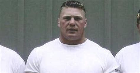 believe it or not lesnar s brother and father are bigger men than him