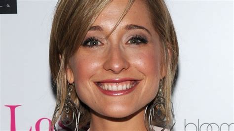 allison mack to be released on bond in sex cult case