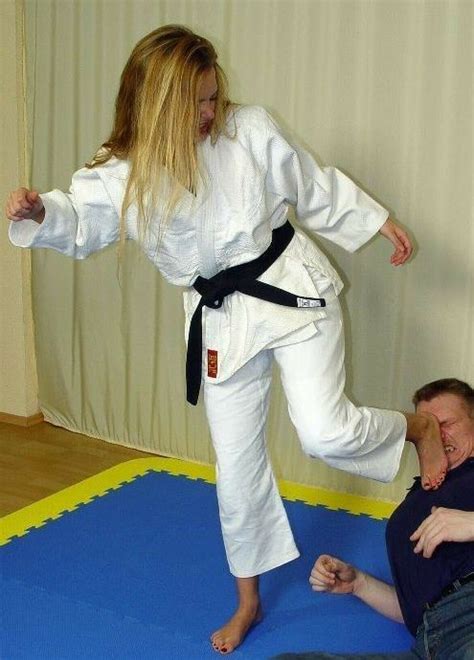 pin by pelikan on karate women karate martial arts girl martial