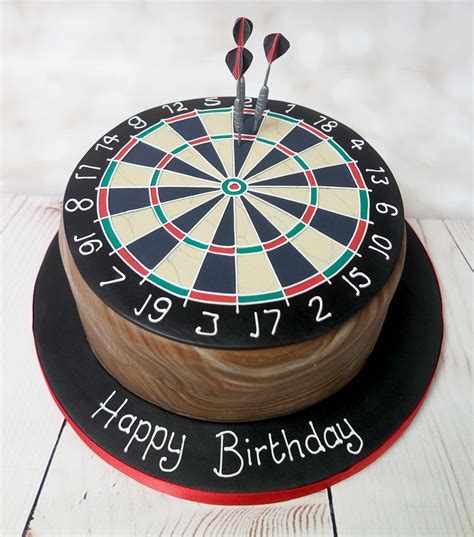 darts fans      cake    party birthday