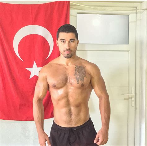 Menpop Anıl Turkish Man Ich Frage Mich Wann Kommen Die Türkischen