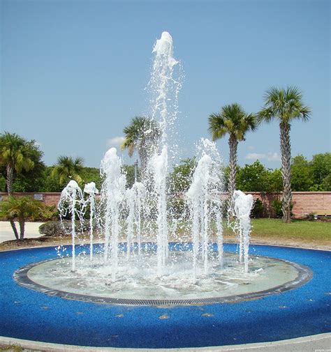 photo water fountain activity flow fountain   jooinn