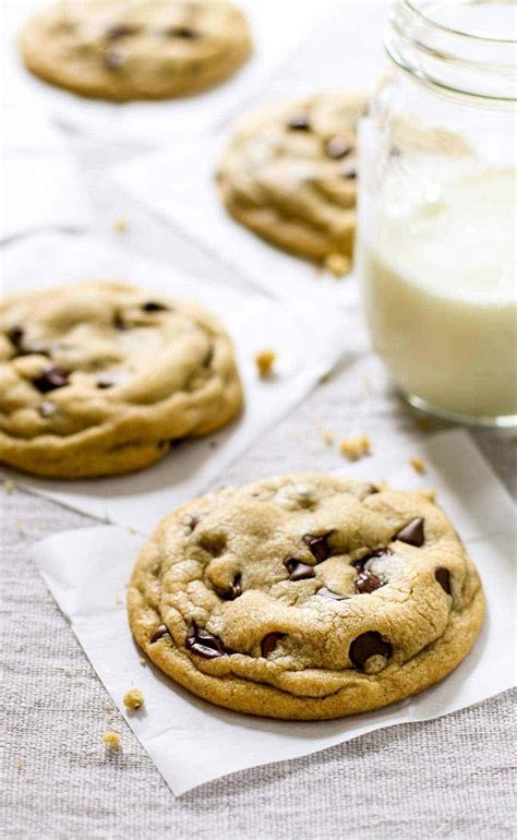soft chocolate chip cookies recipe pinch  yum
