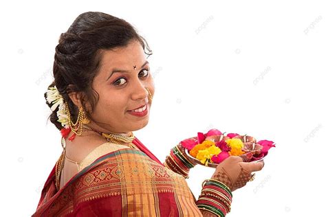 Indian Girl Holding Pooja Thali And Diya During Diwali Photo Background