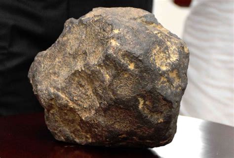 meteorite  crashing   earth  india   didnt   damage bgr