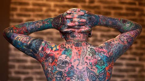 Man Who Spent £15 000 On Tattoos Even Inked His Own Privates Ladbible