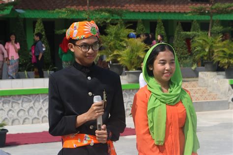 Sman 74 Jakarta Parade Kreatifitas Peringatan Hari Kartini
