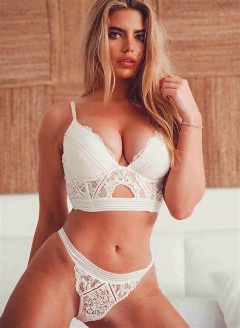 48 Sexy Megan Barton Hanson Pictures Prove She Is Hottest