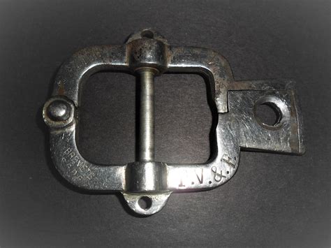 identify  lock mechanism collectors weekly