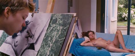 adele exarchopoulos lea seydoux nude in blue is the warmest color video clip 04 at