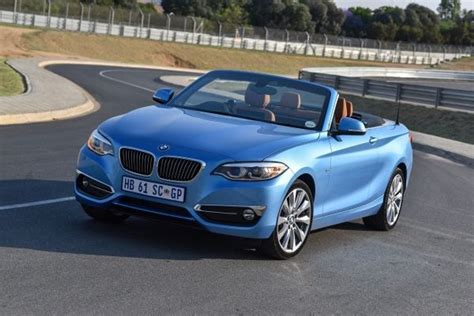 facelifted bmw  series  specs price carscoza