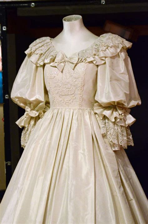 Princess Diana S Wedding Gown Now At The Frazier The