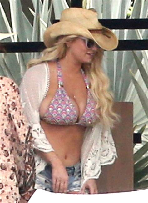 Jessica Simpson S Glorious Rack Nsfw