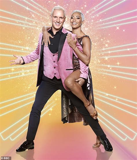 strictly jamie laing and nicola adams debut first dances