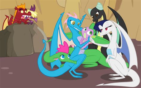 What Is Spike S Gender Mlp Fim Canon Discussion Mlp