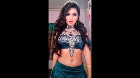 Avneet Kaur New Sexy Navel Belly Dance Tik Tok Youtube