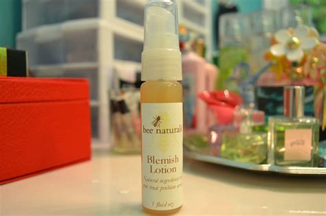 maegans makeup bag bee naturals oil  face moisturizer  blemish