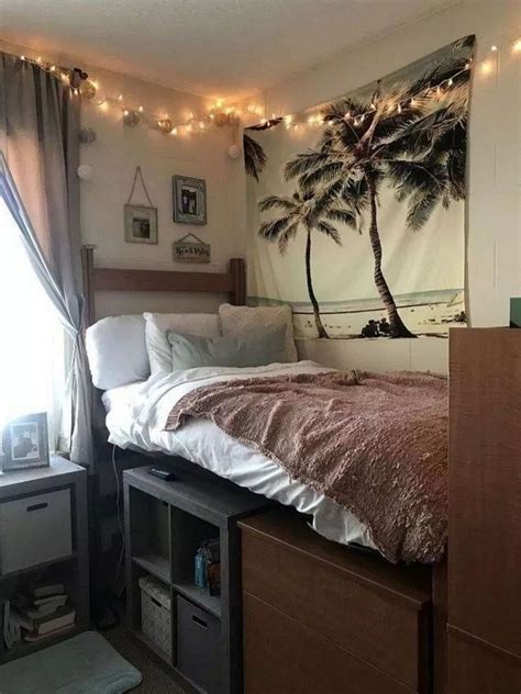 99 Very Nice And Comfortable Dorm Room Decor Ideas 76 ~