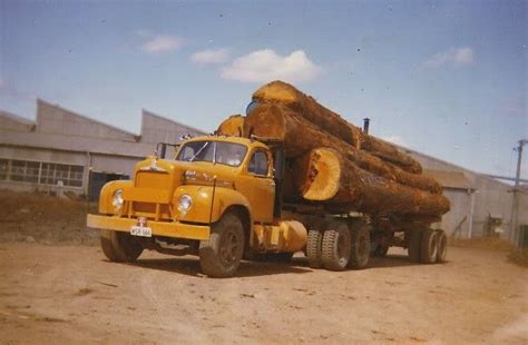 bmodel mack loaded  hardwood trucks vintage trucks