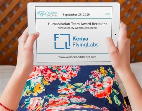 women  drones humanitarian award dronelife