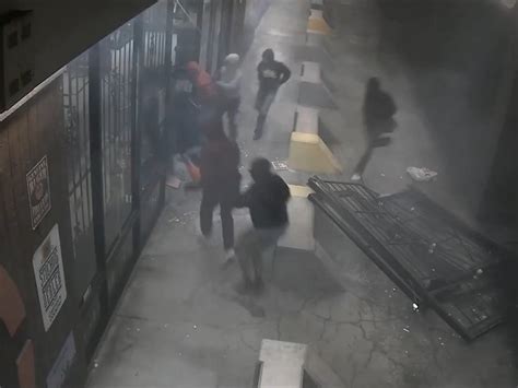 houston gun shop robbery dramatic cctv video shows gang