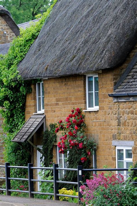 images  english cottages  pinterest cottage  storybook cottage  england