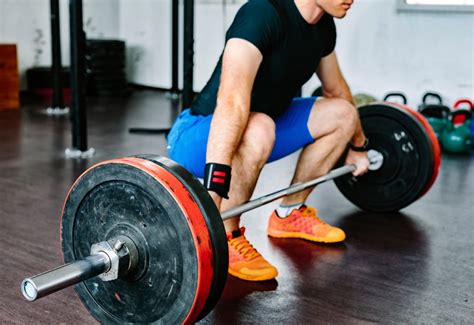 top  benefits  lifting weights sportyspice blogsportyspice blog
