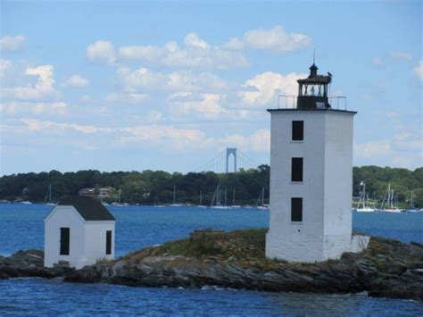 dutch island lighthouse water pics water pictures rhode island    world