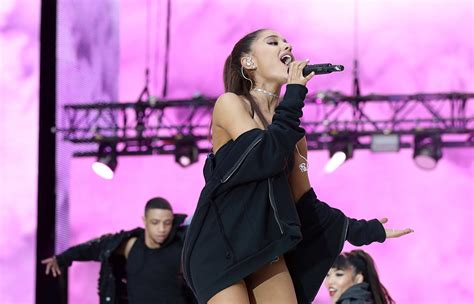 The Queen Ariana Grande Is Bringing Out New Music In