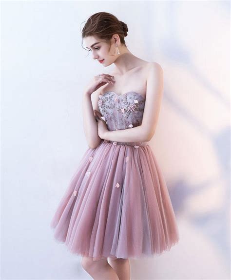 Cute Sweetheart Neck Short Prom Dress Lace Homecoming Dress