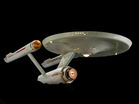 museu serio de pais de verdade restaura  uss enterprise meio bit star trek wallpaper star