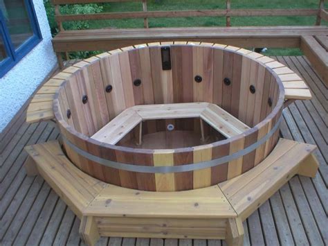 Quality Cedar Hot Tubs Cedar Hot Tub Diy Hot Tub Hot Tub