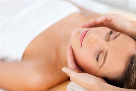lymph massage how lymph drainage massage works and lymph massage side
