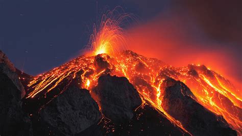 reportages immagini  vulcani piu belli  pericolosi del mondo