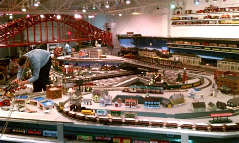 model train railroad layout milwaukee lionel club