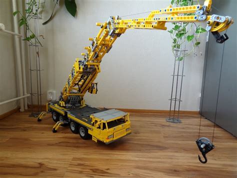 lego big mobile crane  motorized lego lego crane lego technic
