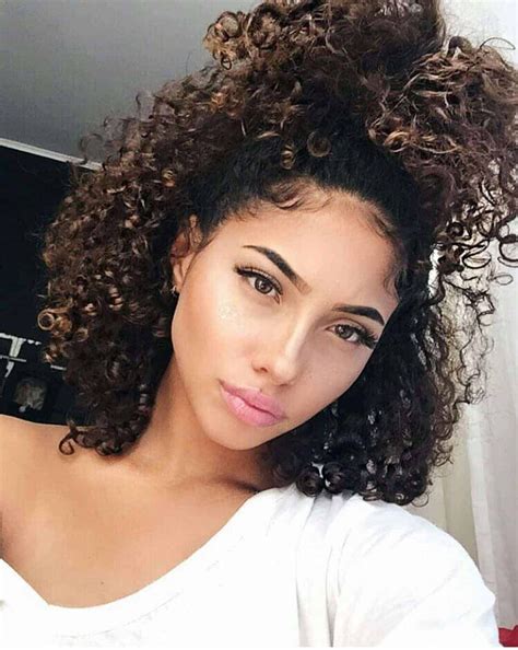 35 Hairstyles For Curled Hair That Are Really Beautiful Thrivenaija