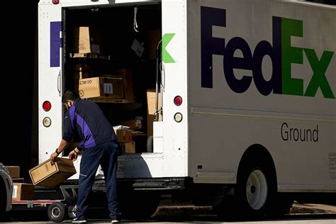 fedex  track  packages  precisely   successdigest