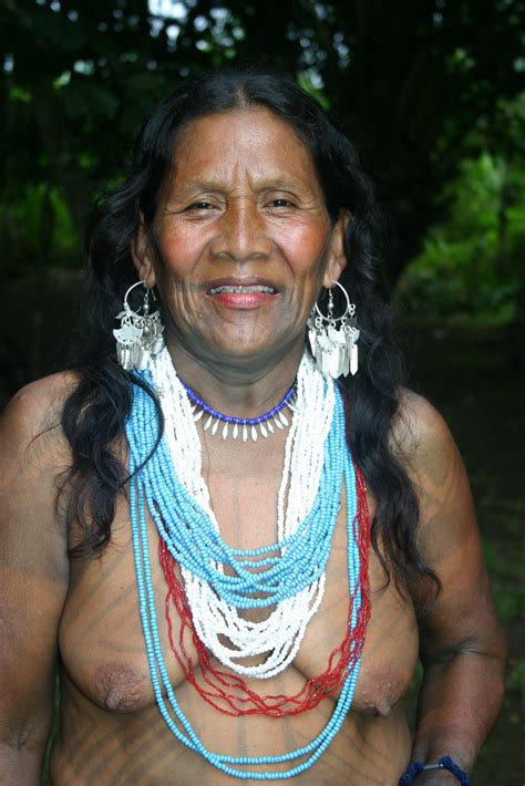 Embera Wounaan Woman In Sambu Panama Panama 2008