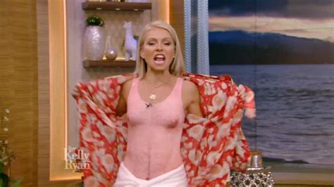 Kelly Ripa Shows Off Her Hairy Dad Bod Bathing Suit [video]