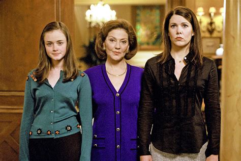 gilmore girls revival cast release date trailer and