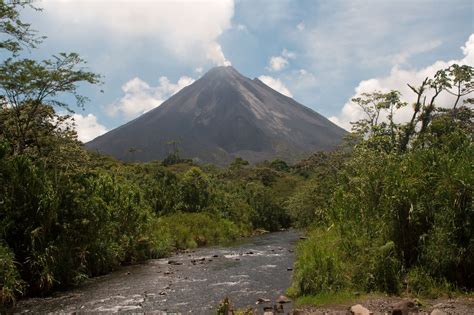 arenal volcano national park costa rica lac geo