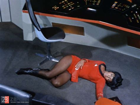 Lt Uhura Nichelle Nichols Naked Vintage Zb Porn