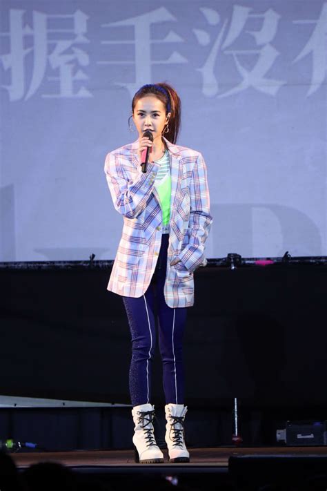 jolin tsai promotes ugly beauty in taipei 01 20 2019