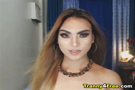 Hot Asian Tranny Masturbates Her Cock