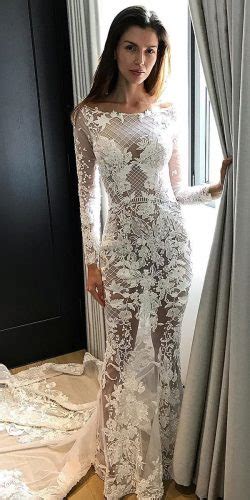 Unique Wedding Dresses With Hot Sexy Model Design Making